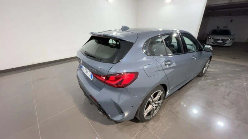 BMW Serie 1       (F40) M 135i xDrive
