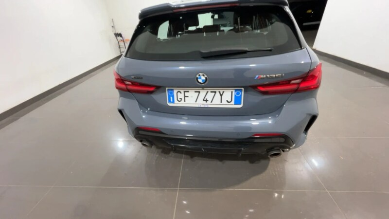 BMW Serie 1       (F40) M 135i xDrive