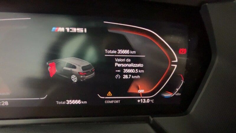 BMW Serie 1       (F40) M 135i xDrive