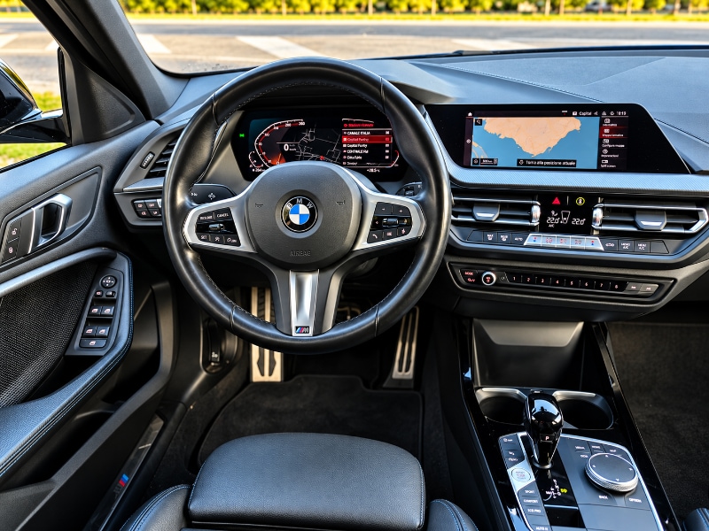 BMW Serie 1       (F40) 116d 5p. Msport