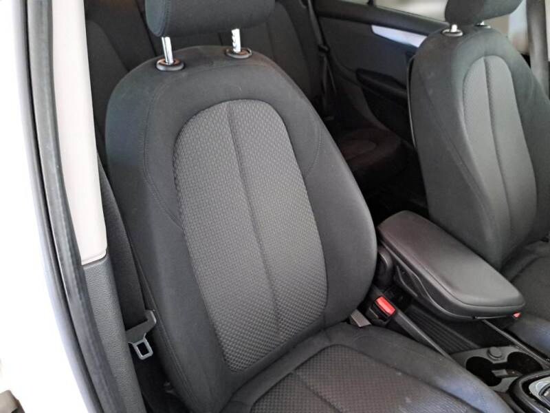 BMW Serie 2 G.T.  (F46) 216d Gran Tourer Business