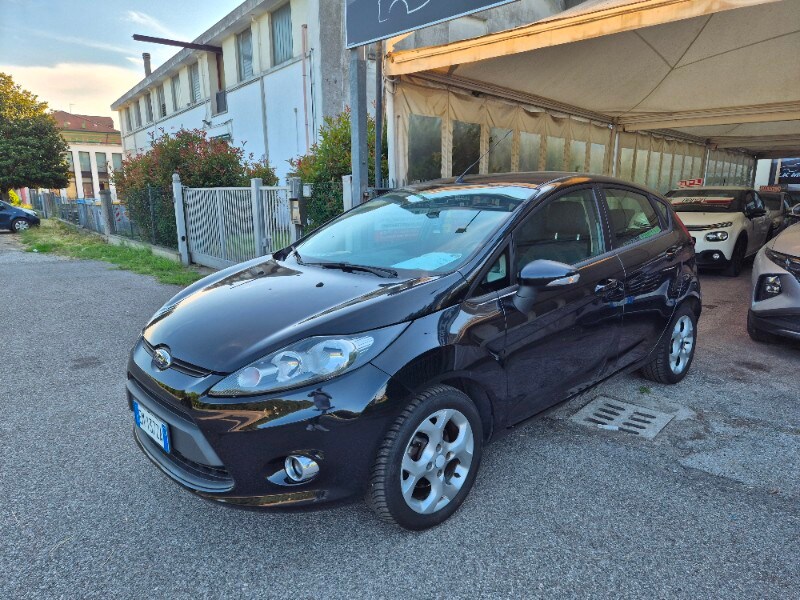 FORD Fiesta 6ª serie Bs Fiesta Ikon 1.4 TDCi 70CV 5p. Business