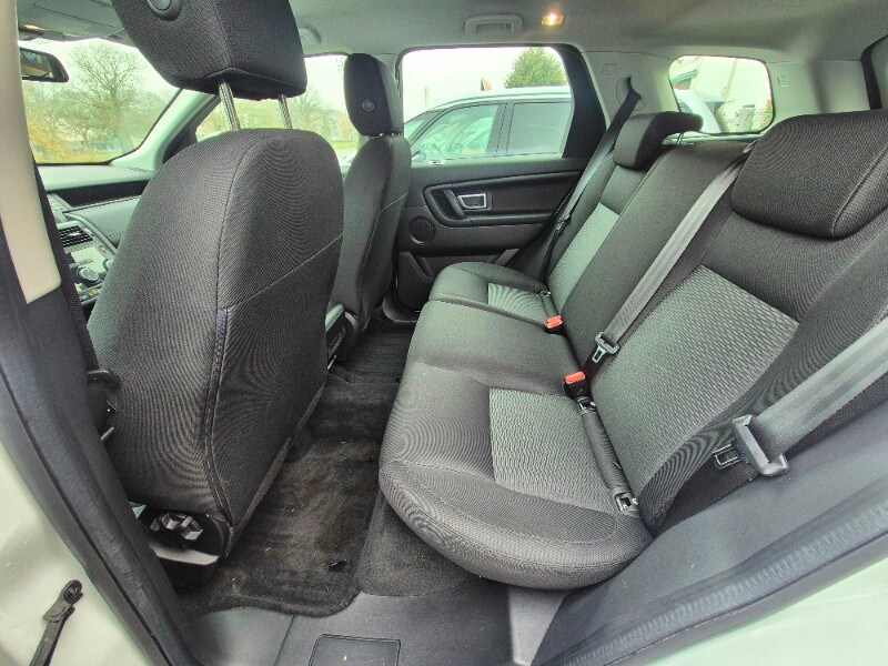 LAND ROVER Discovery Sport Discovery Sport 2.0 Si4 Pure