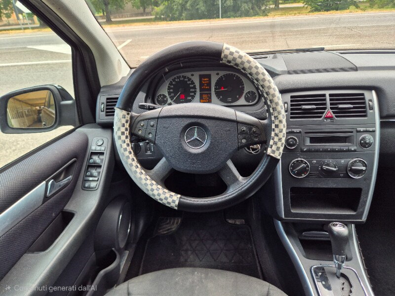 MERCEDES Classe B     (T245) B 180 CDI Executive