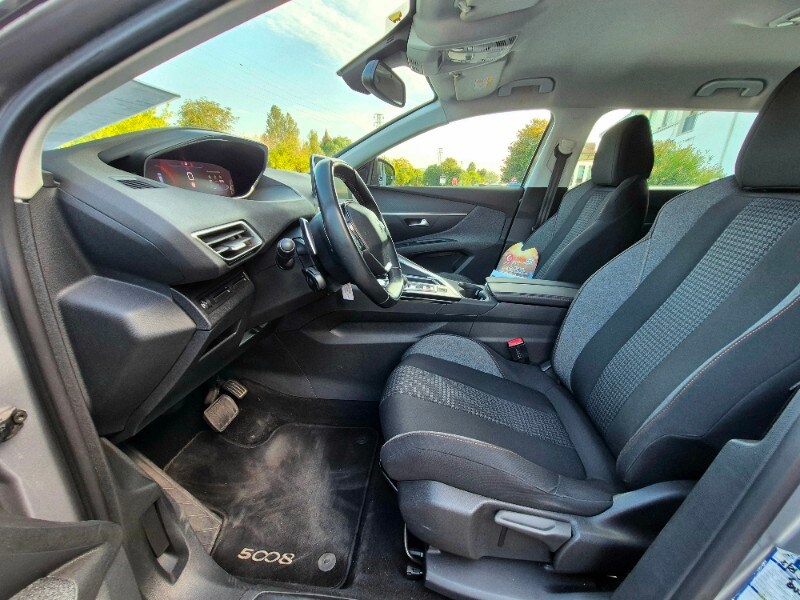 PEUGEOT 5008 2ª serie 5008 BlueHDi 130 S&S EAT8 Business