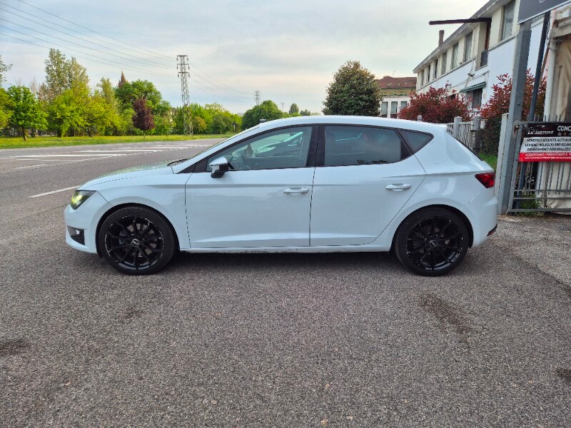 SEAT Leon 3ª serie Leon 2.0 TDI 184 CV DSG 5p. FR