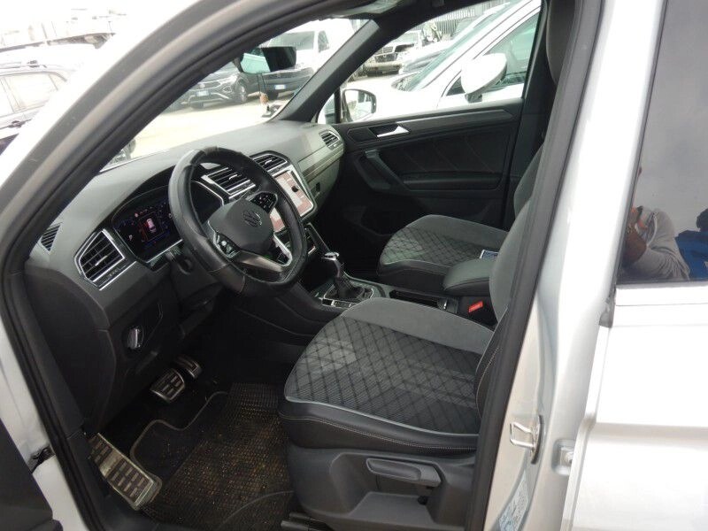 VOLKSWAGEN Tiguan 2ª serie Tiguan 2.0 TDI 150 CV SCR DSG R-Line