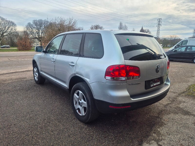 VOLKSWAGEN Touareg 2.5 R5 TDI